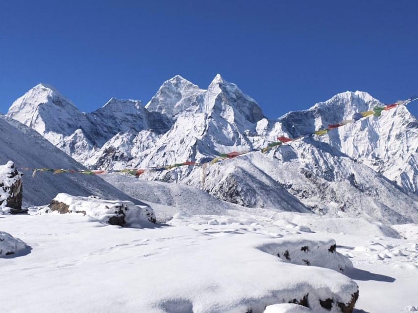 14-Day Gokyo Lakes Trek with Guide photo 5