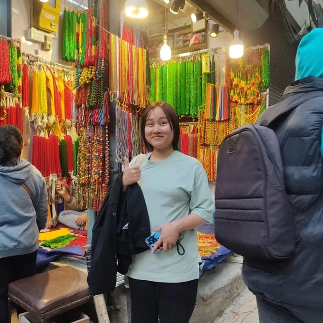 Kathmandu: Street Food and Shopping Tour with Local Guide photo 3