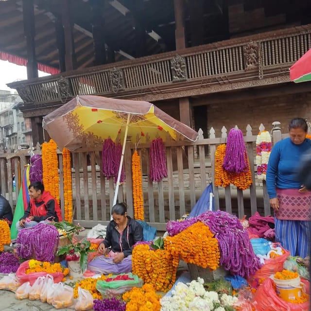 Kathmandu: Street Food and Shopping Tour with Local Guide photo 5