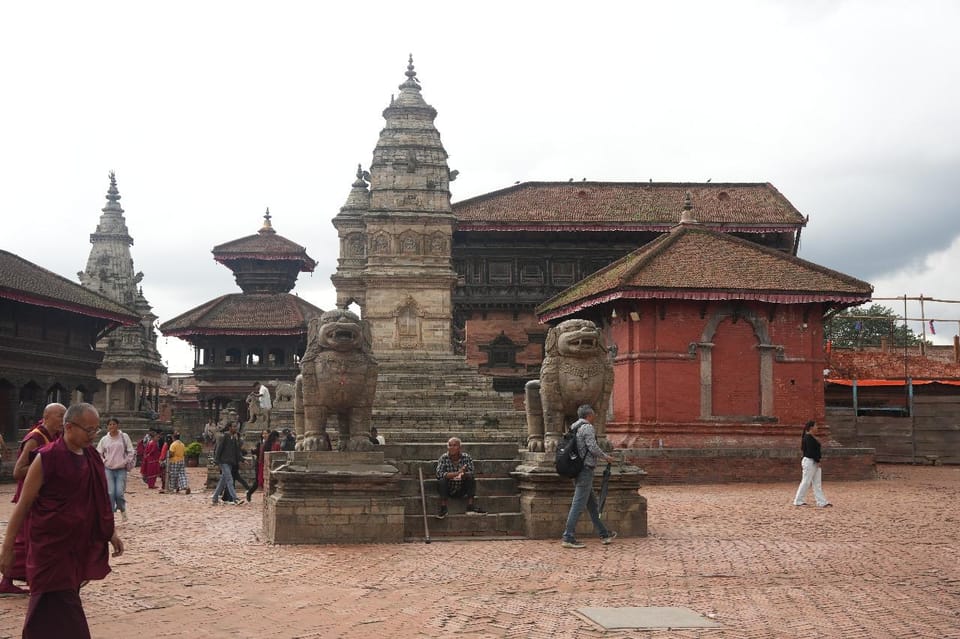 Bhaktapur: Visit 3+ Ponds, Durbarsquare & 5+ Food Testing photo 2