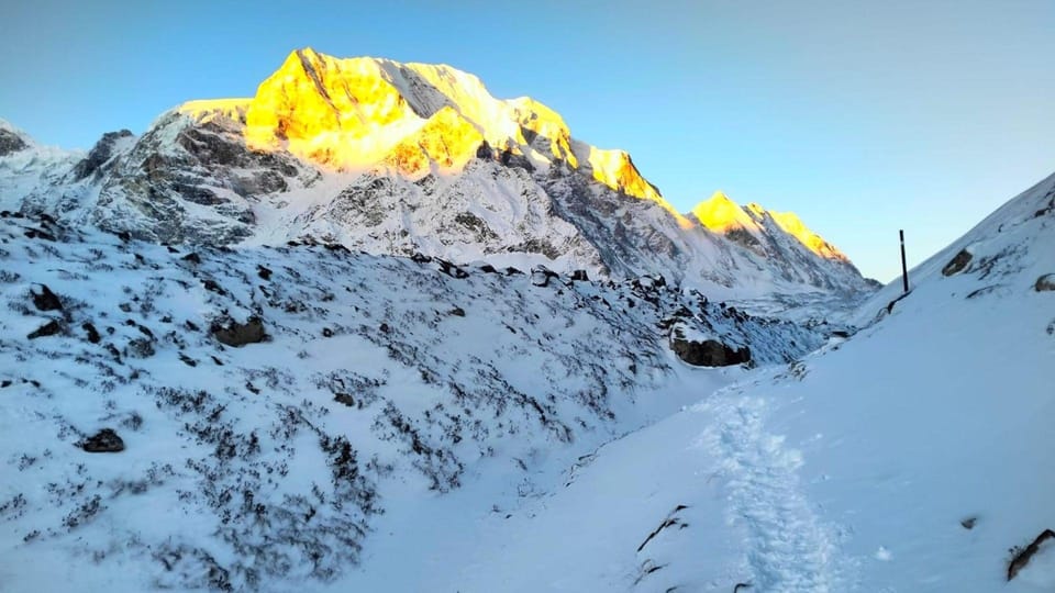 12-Day Couple Goal Private Manaslu and Larkya La Pass Trek photo 2