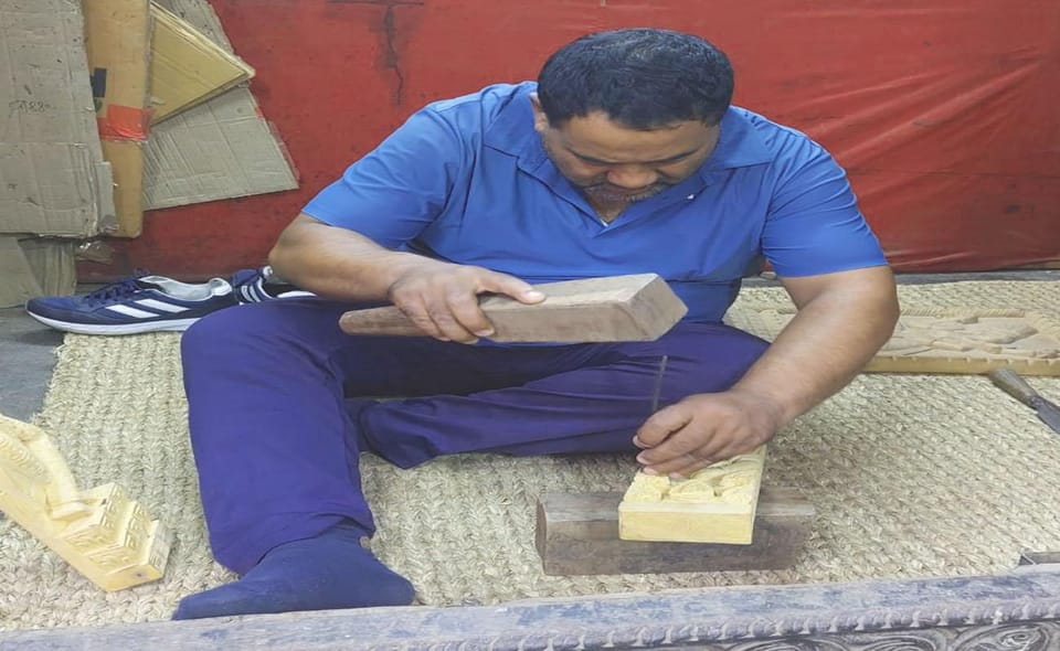 Bhaktapur: Wood Carving Workshop & Lunch Tour photo 2
