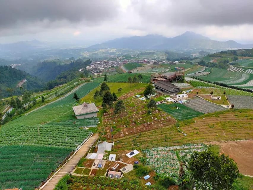 Nepal van Java Village & Elo River Rafting Tour photo 2