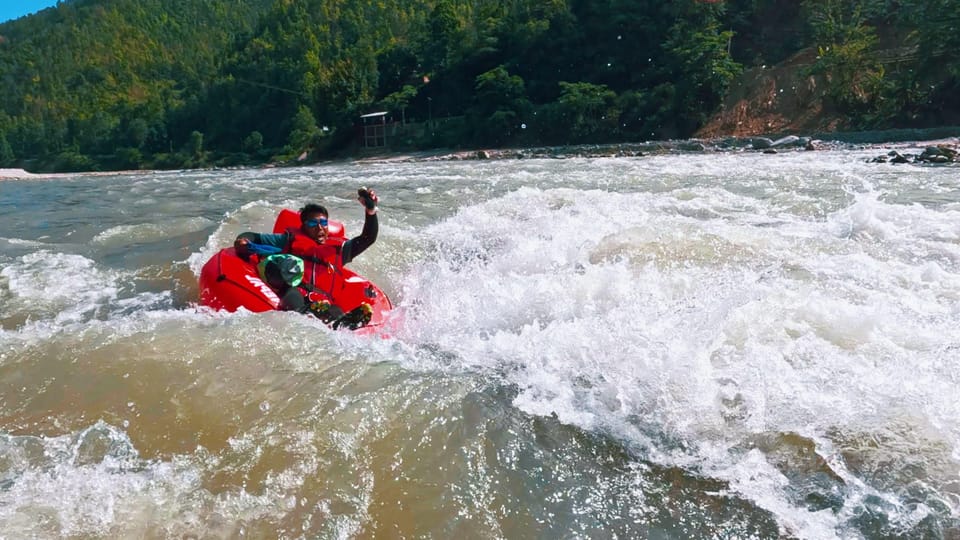 River Tubing in Nepal photo 2