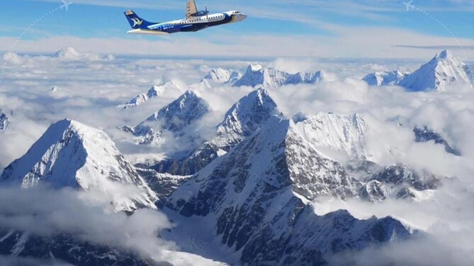 Kathmandu: Mountain Flight of Everest with breakfast & Lunch photo 3