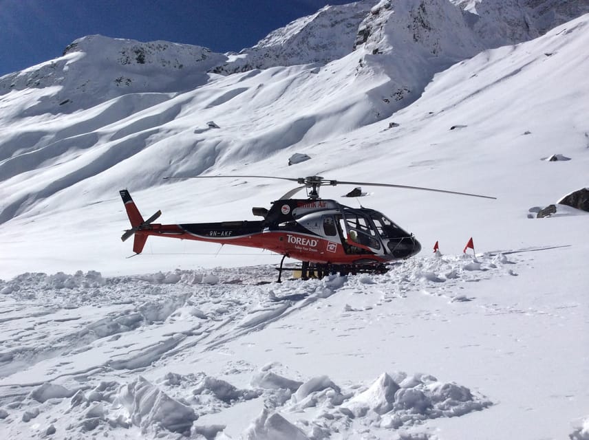 Chopper flight and breakfast at Hotel Everest view photo 2