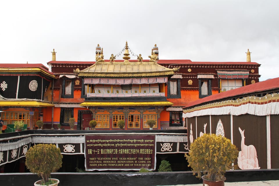 8 Days Lhasa to Everest Base Camp with Tibet Travel Permit photo 5