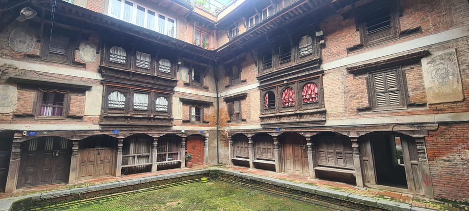 Patan: Guided Alleyway Walking Tour photo 3