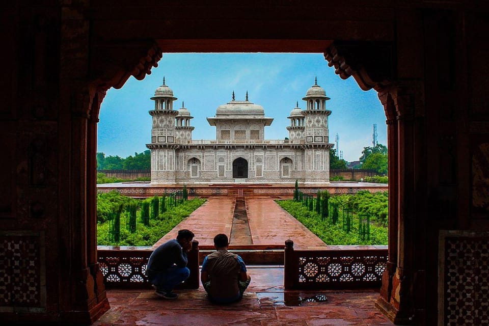 Agra: Taj Mahal, Agra Fort Private Tuk-Tuk Tour with Guide photo 3