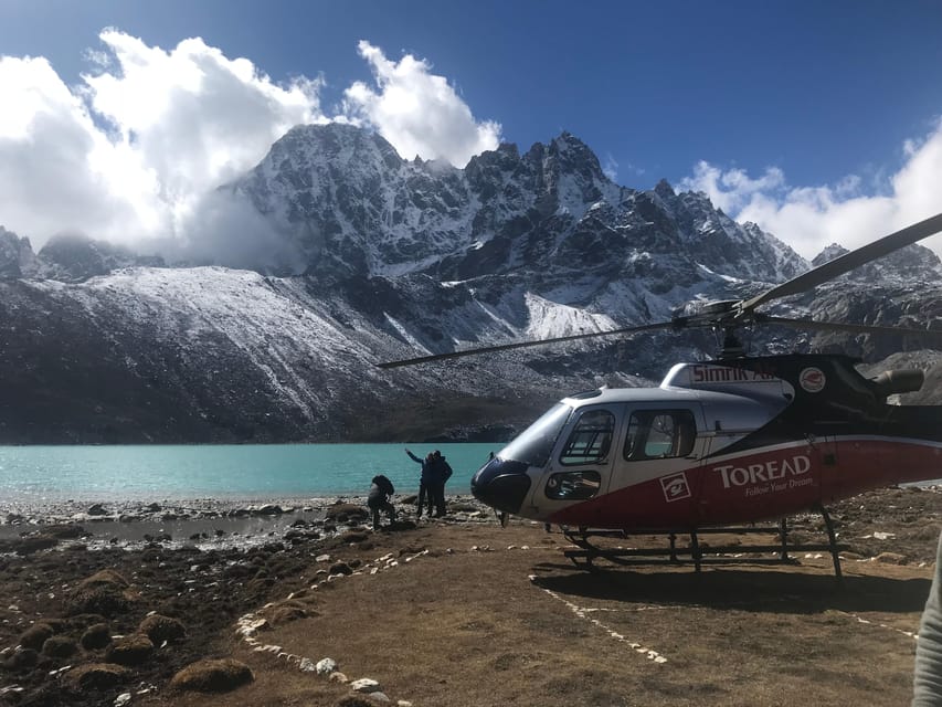 Everest Base Camp: 9-Day Trek and Helicopter Tour photo 2