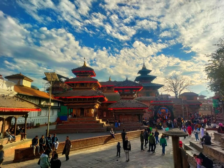 Kathmandu: Heritage Tour with Nepali Ethnic Dress Photoshoot photo 2