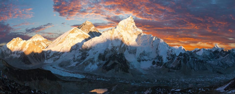 Kathmandu: Everest Base Camp Helicopter Tour with Breakfast photo 3