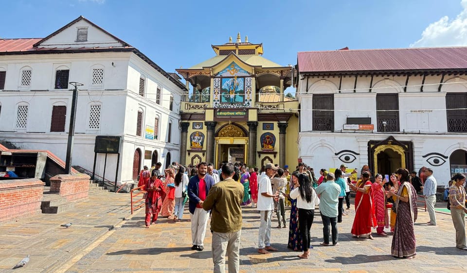 Kathmandu: Pashupatinath and Bouddhanath Evening Tour photo 3