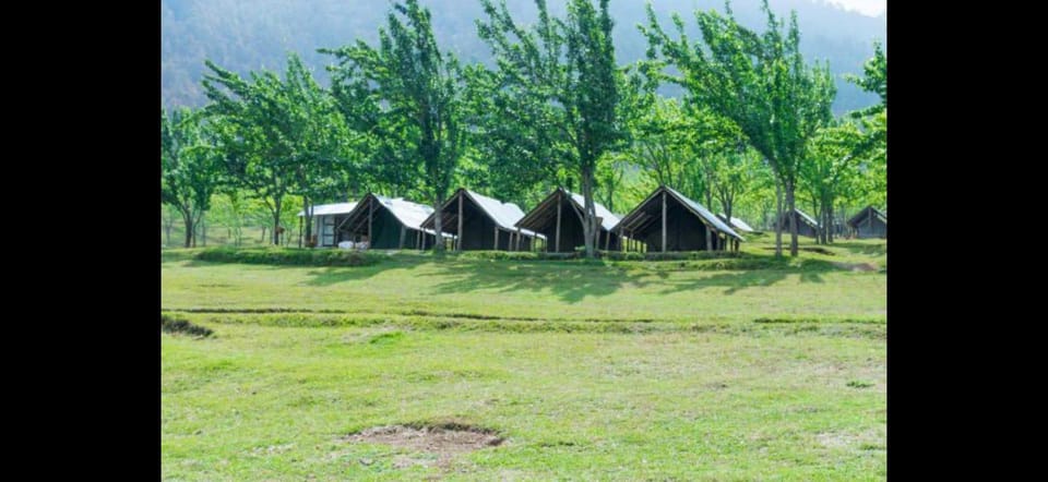 Kathmandu: Chitlang Wine Tasting Tour with Lunch & Guide photo 2