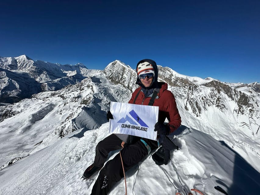 IFMGA Led Mountaineering Training-6000 m Himalayan Peak photo 3