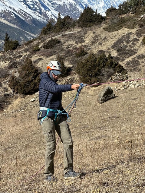 IFMGA Led Mountaineering Training-6000 m Himalayan Peak photo 4