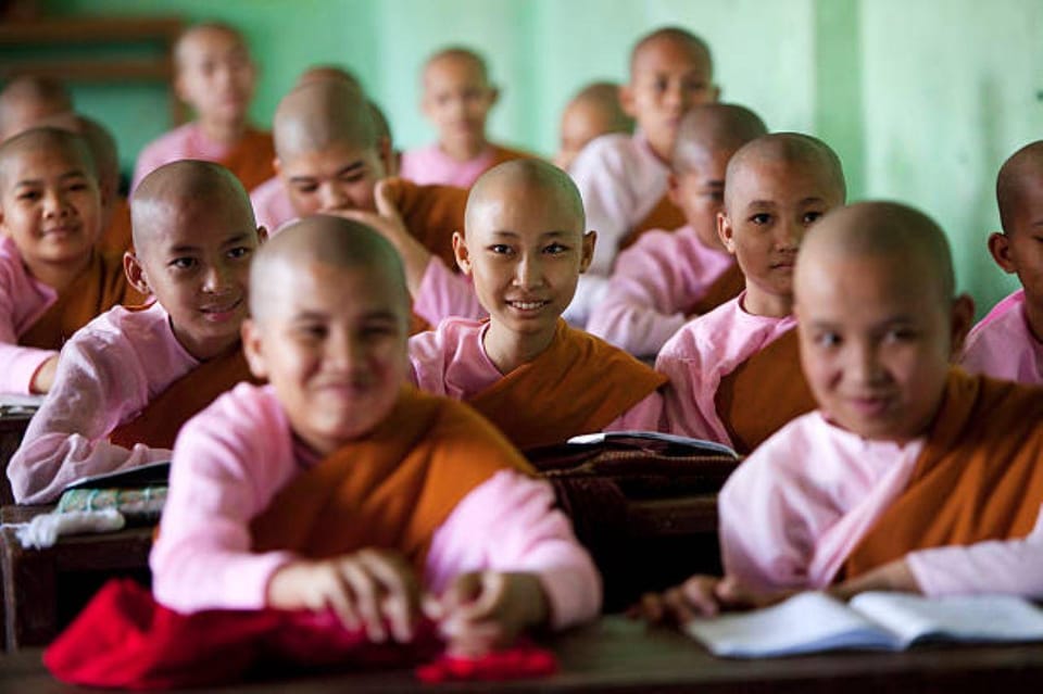 Pokhara: Monastery and Tibetan Culture Walking Tour photo 3