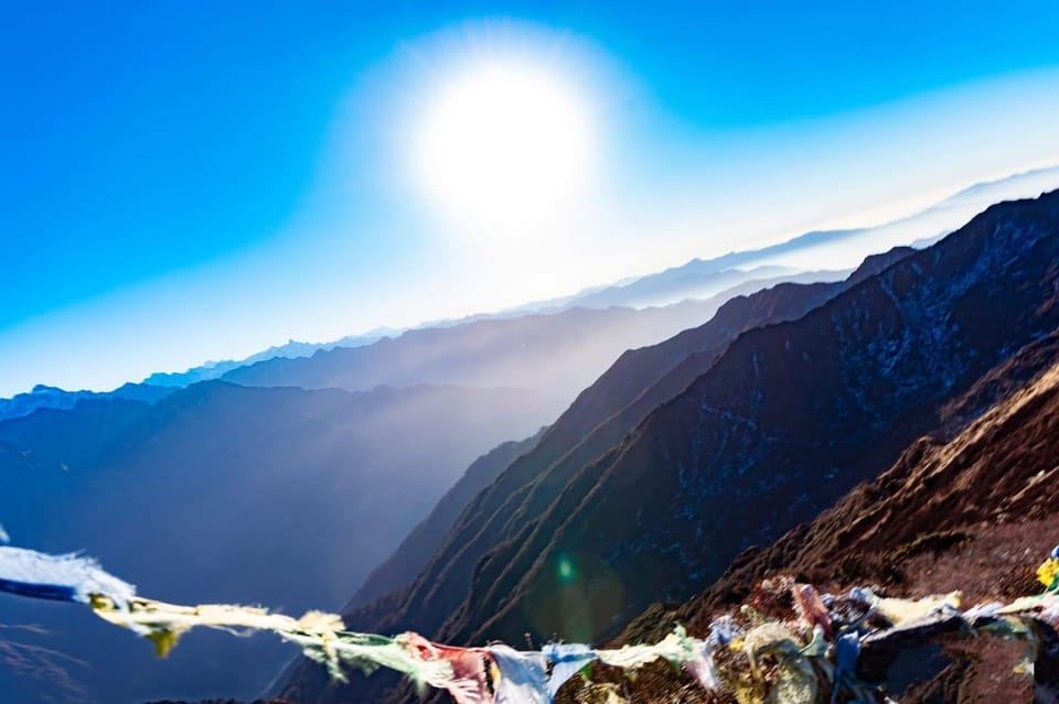 Kathmandu: Langtang Gosaikunda Trek guided by Local photo 2