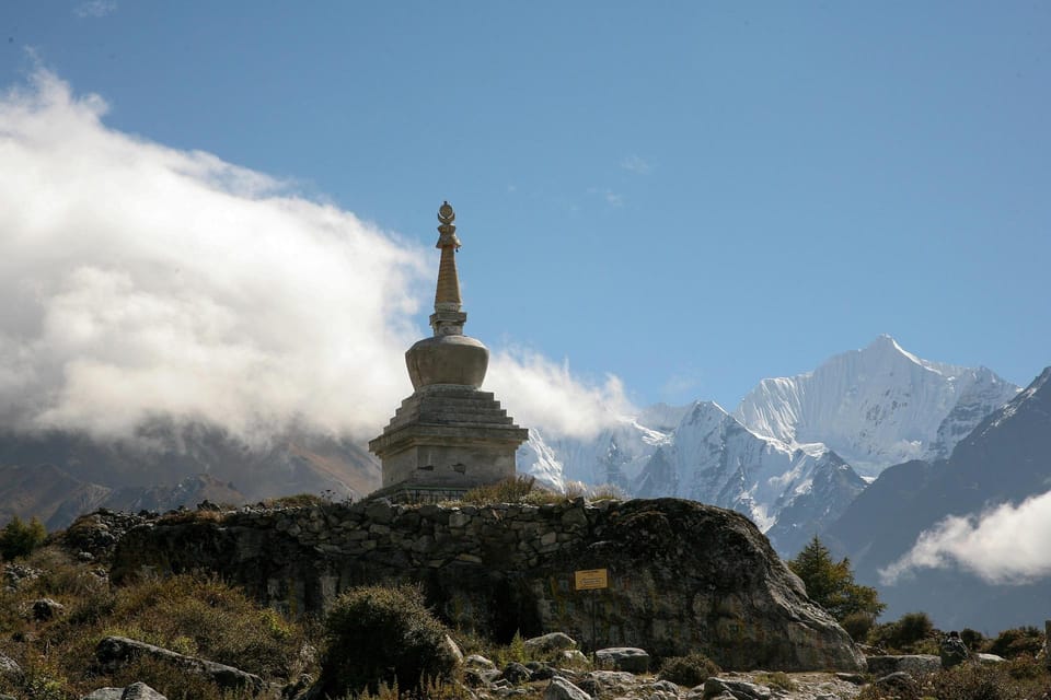 Everest: Sherpani Col Pass Trek with Meals & Lodging- 24 day photo 4