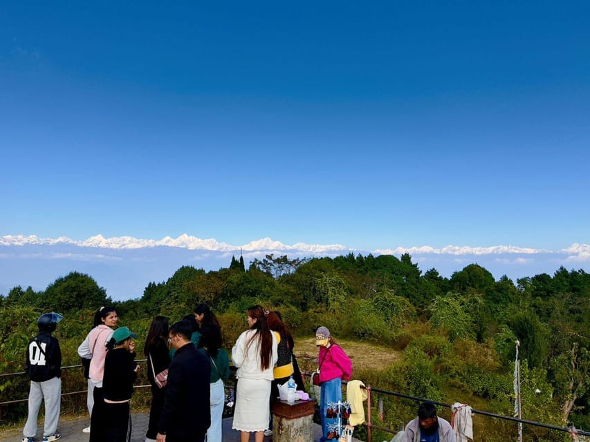 Kathmandu: Bhaktapur Durbar Square & Nagarkot Sunset Tour