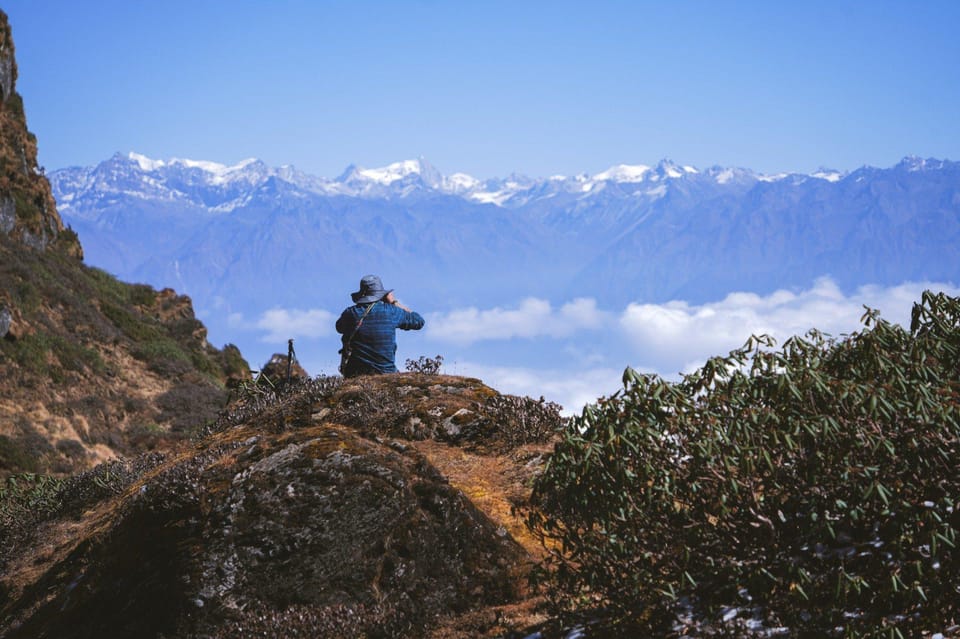 Kathmandu: Makalu Base Camp Digital Detox Trek photo 3