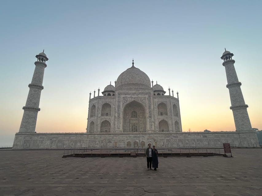 Agra: Taj Mahal Skip-the-Line & Guided Private 3 Hours Tour photo 2