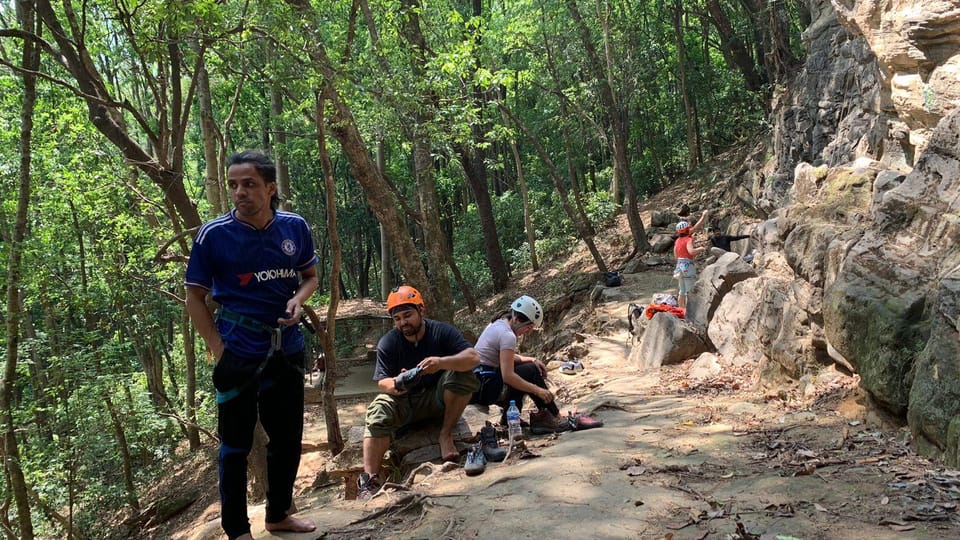 Kathmandu: Rock Climbing Tour with Hotel Pickup photo 2