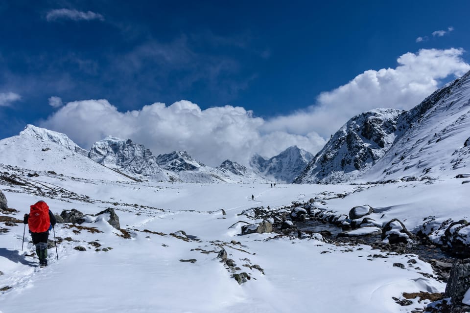 11 Days Short Gokyo Valley Trek from Kathmandu photo 5