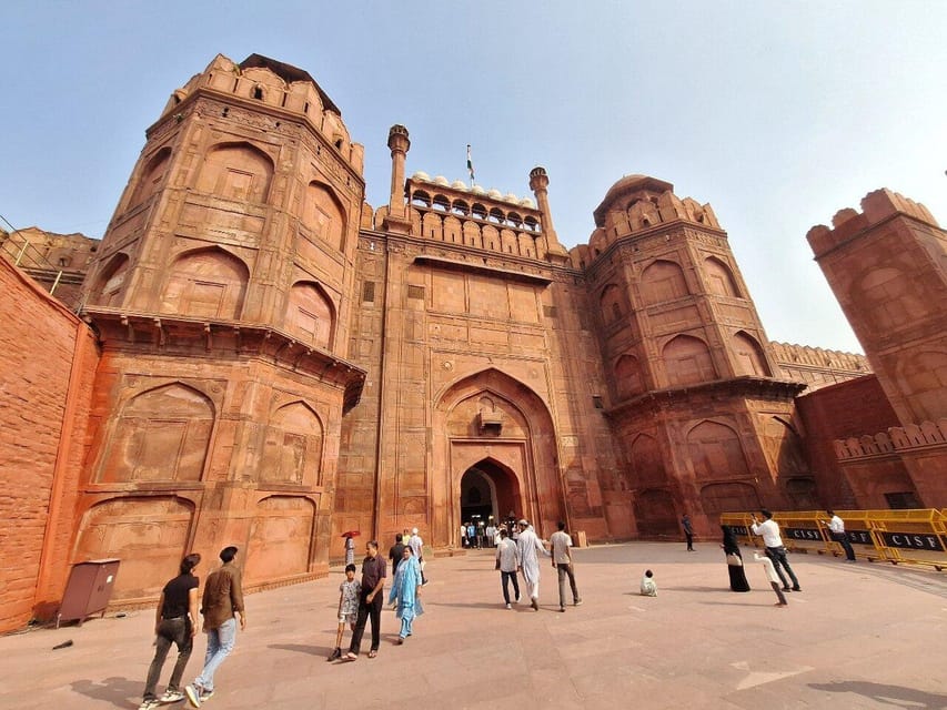 From Delhi: Taj Mahal Sunrise & Agra Day Tour with 5* Lunch photo 3