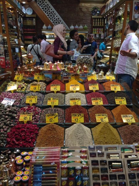 Agra: Street Food Tour With Spice Market & Tuk-Tuk Ride photo 4