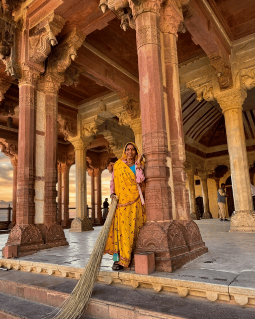 2-Day Taj Mahal & Jaipur Tour from Delhi photo 4