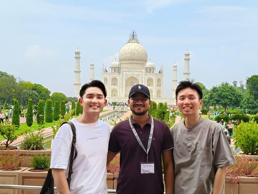 Agra: Taj Mahal Sunrise Tour: Express Ticket, Guide & Photos photo 4