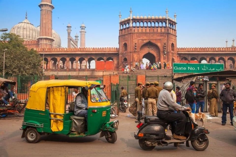 Old Delhi City Tour with Tuk-Tuk, Street Food & Spice Market photo 3