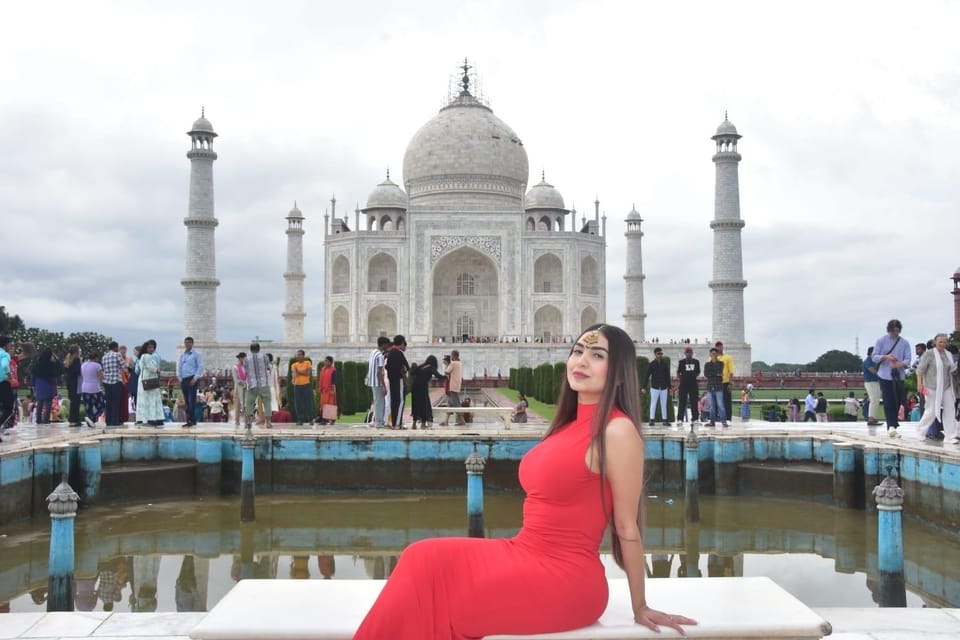 From Delhi: Taj Mahal and Agra Day Tour with Fatehpur Sikri photo 2