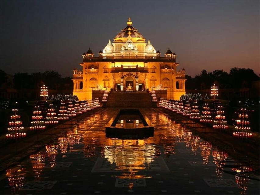 Delhi: Akshardham Temple Tour With Musical Water Show photo 5