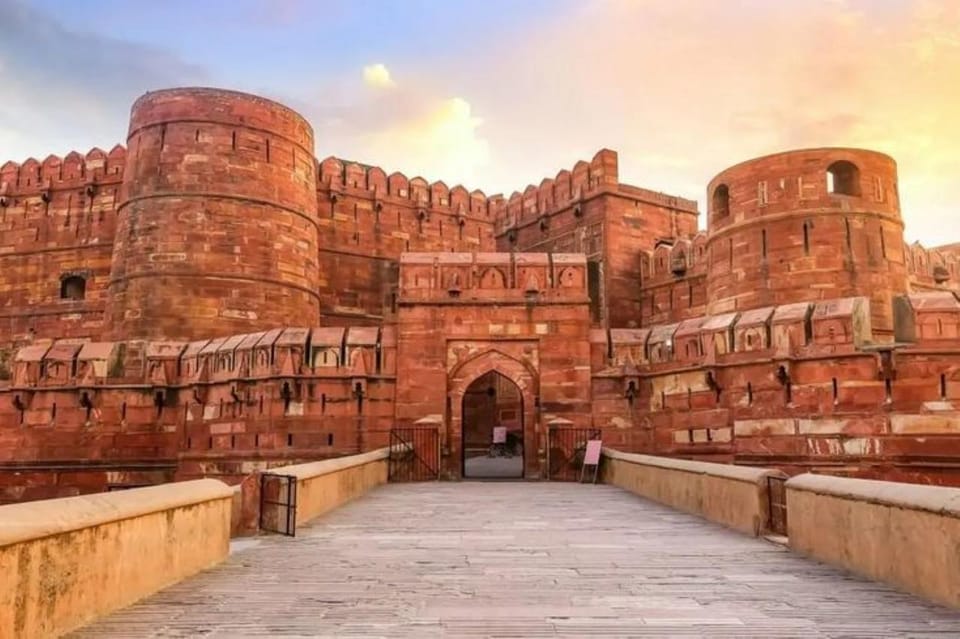 From Delhi: Tajmahal & Agra Day Tour With Priority Entry photo 3