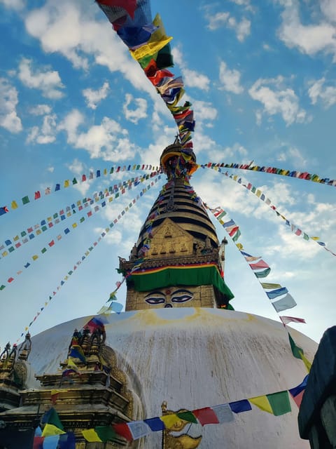 Kathmandu: Swayambhunath Evening Tour with Art Gallery Visit photo 3