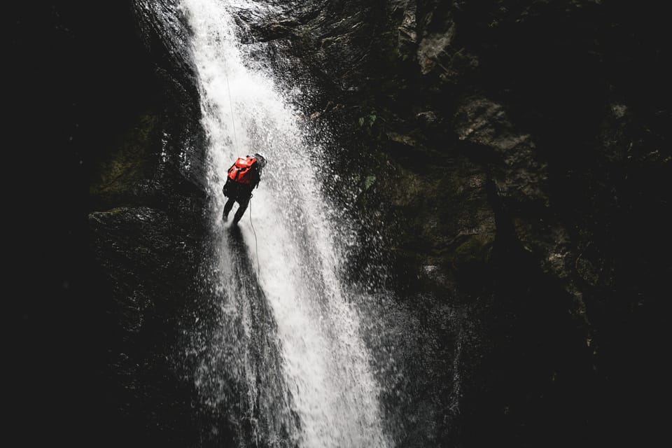 Kathmandu: Shivapuri Nagarjuna National Park Canyoning photo 3