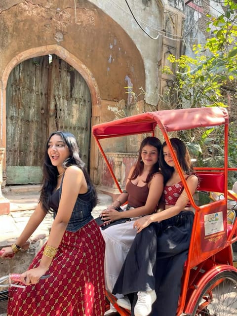 Private Delhi Styling & Shopping with Local Expert photo 4