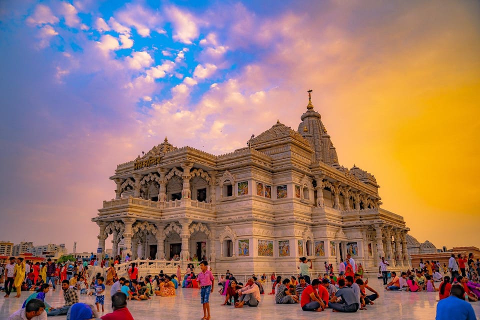 From Delhi: Mathura and Vrindavan Spiritual Private Day Trip photo 4