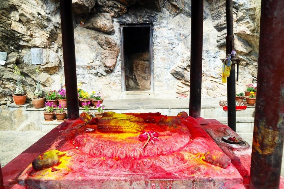 Kathmandu: Pharping, Dakshinkali and Chobhar Tour with Lunch photo 2