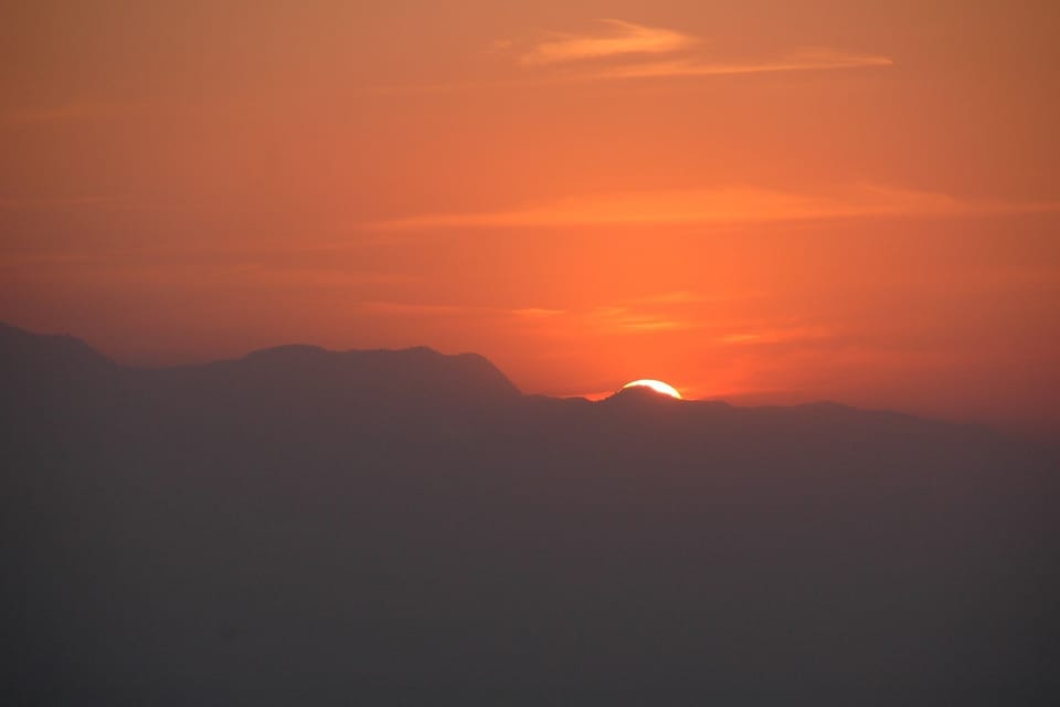 Kathmandu: Nagarkot Sunrise and Hike Tour to Changu Narayan photo 2