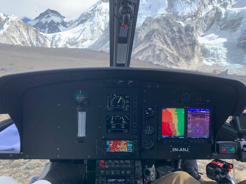 From Kathmandu: Everest Base Camp Landing Helicopter Tour photo 4