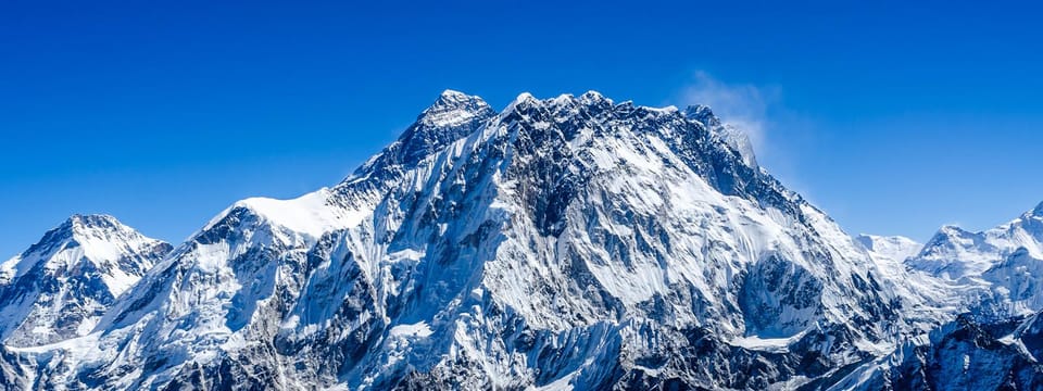 Everest High Altitude Transverse – Two High Passes – 21 Days photo 4