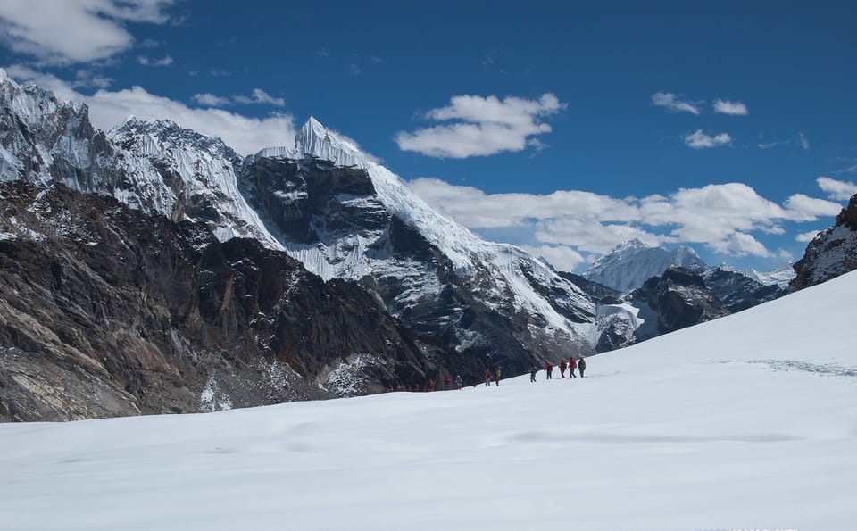 Explore Everest – Cho La Cross – 18 Days photo 2