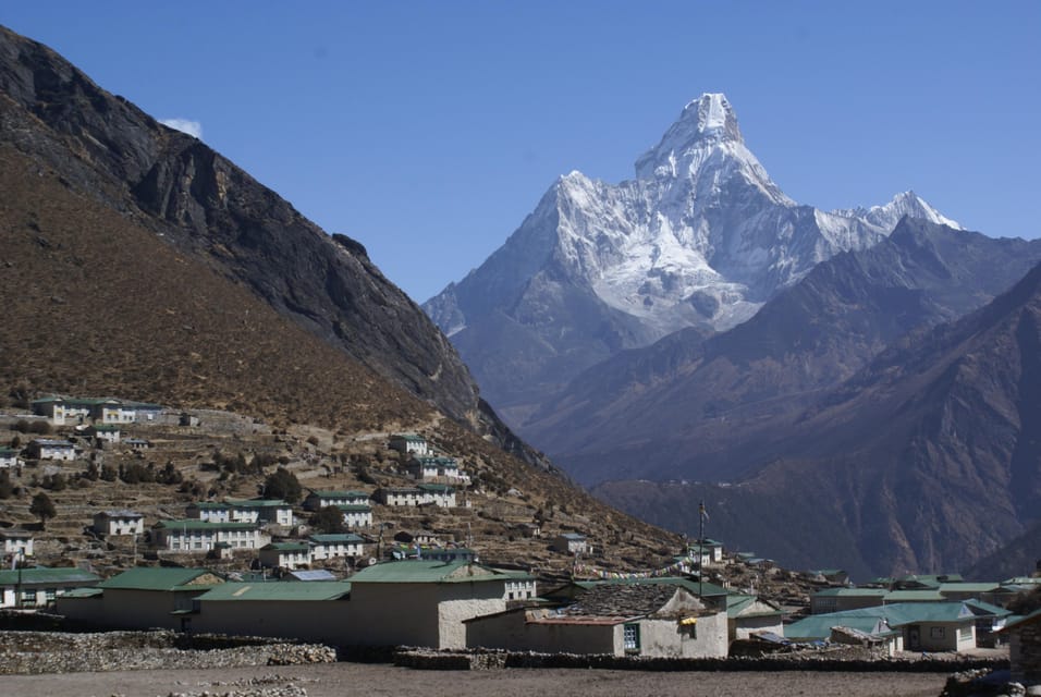 Everest Gokyo Ri trek- 15 Days photo 2