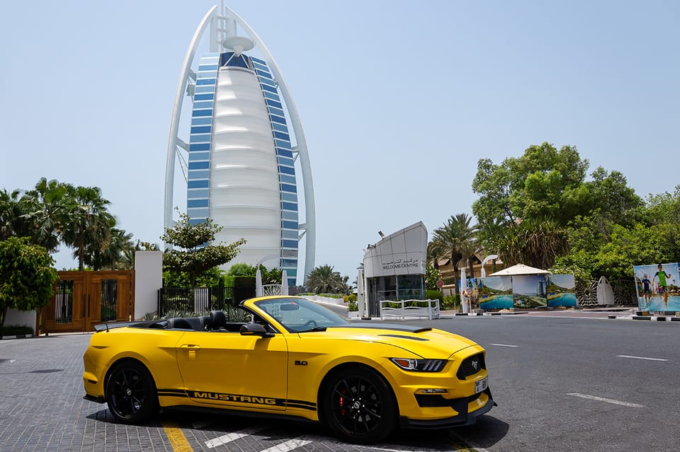 Dubai: Cabriolet Tour in a convertible Mustang or Camaro photo 2