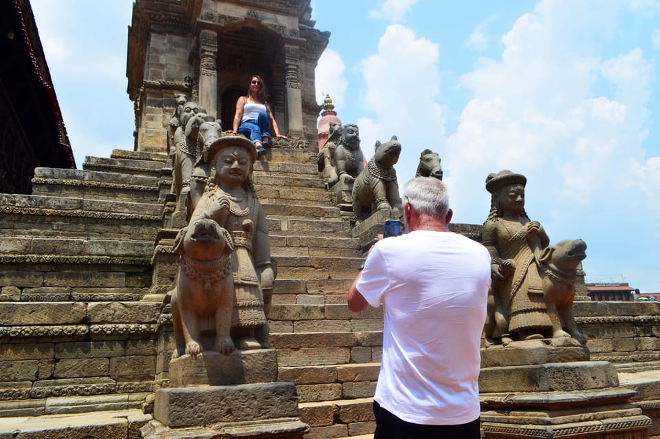 Bhaktapur Durbar Square 4-Hour Tour photo 3