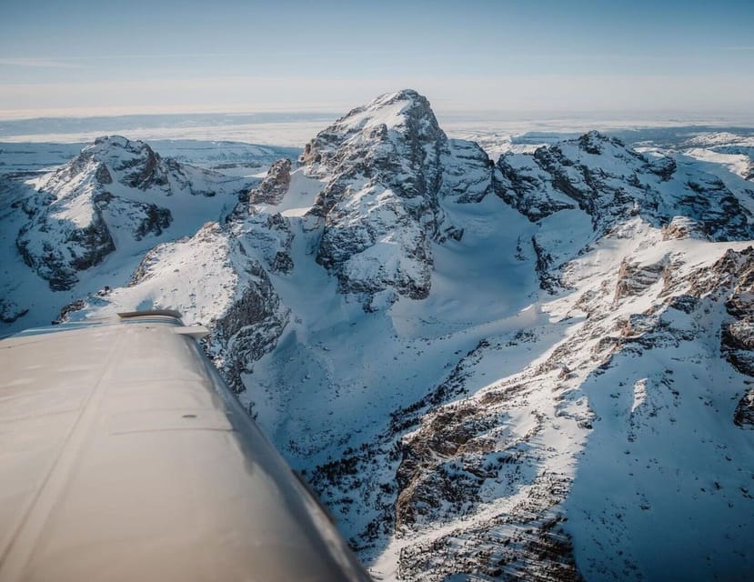 Mount Everest scenic mountain flight Nepal: Shree airlines photo 5