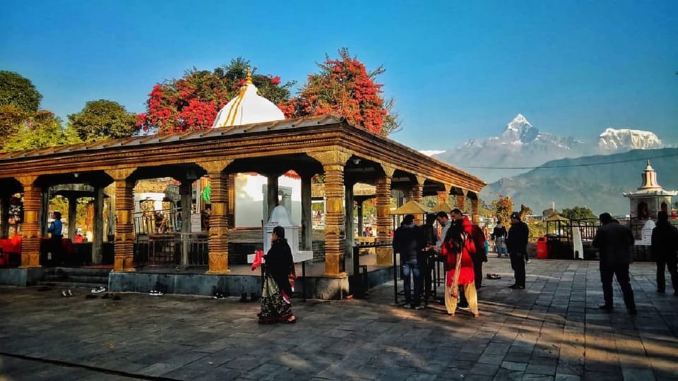 Pokhara: Pokhara Highlights Tour by Bus photo 4